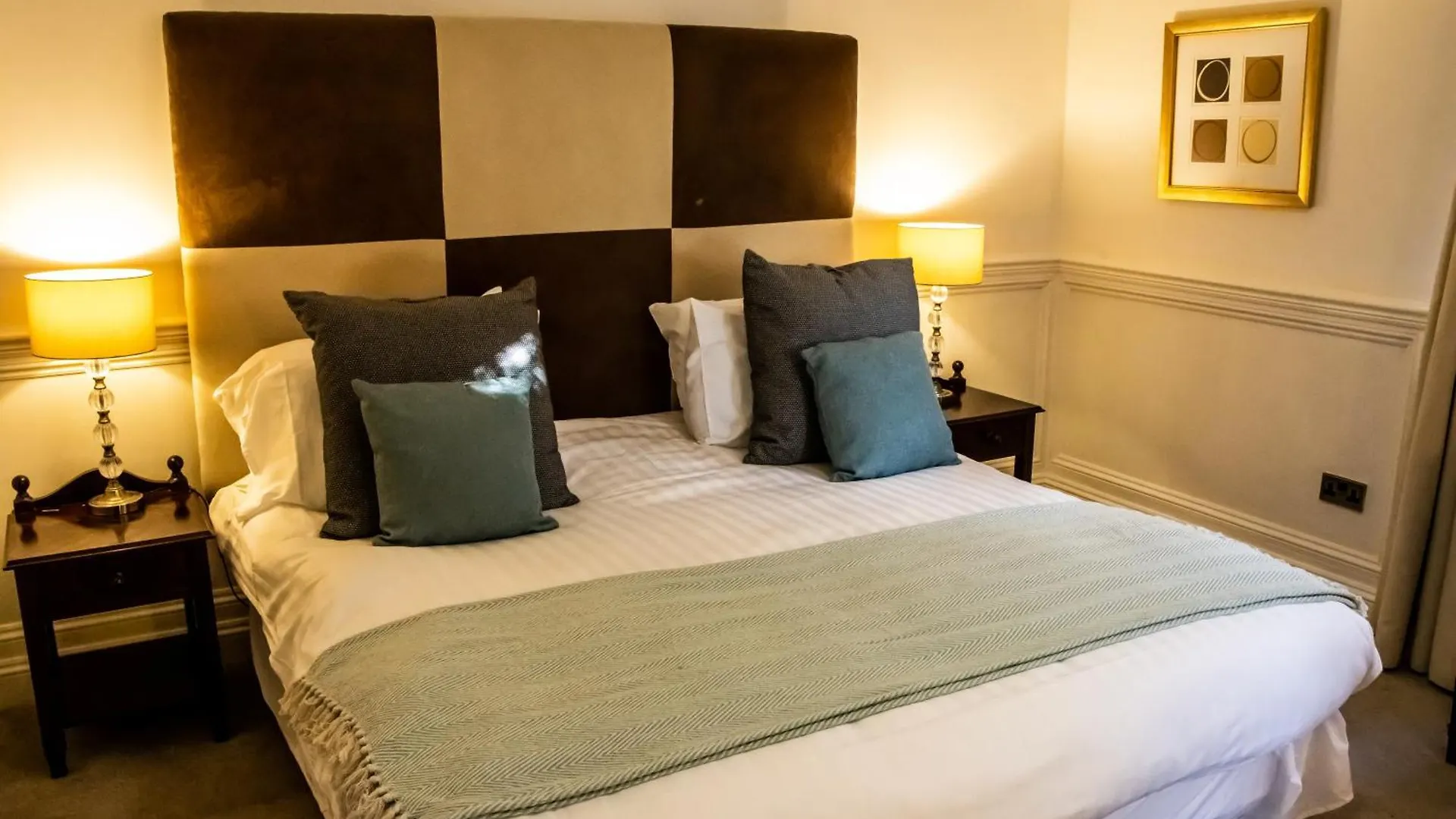 The Lord Bute Hotel Highcliffe 5*,  United Kingdom